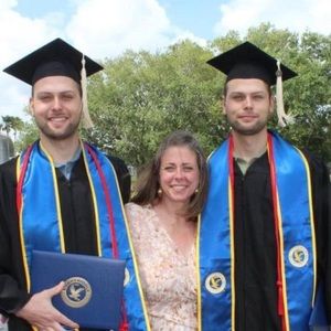 Meet your Posher, Tracy